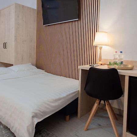 Arini White House Apartment Sibiu Exterior foto