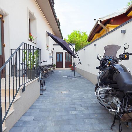 Arini White House Apartment Sibiu Exterior foto