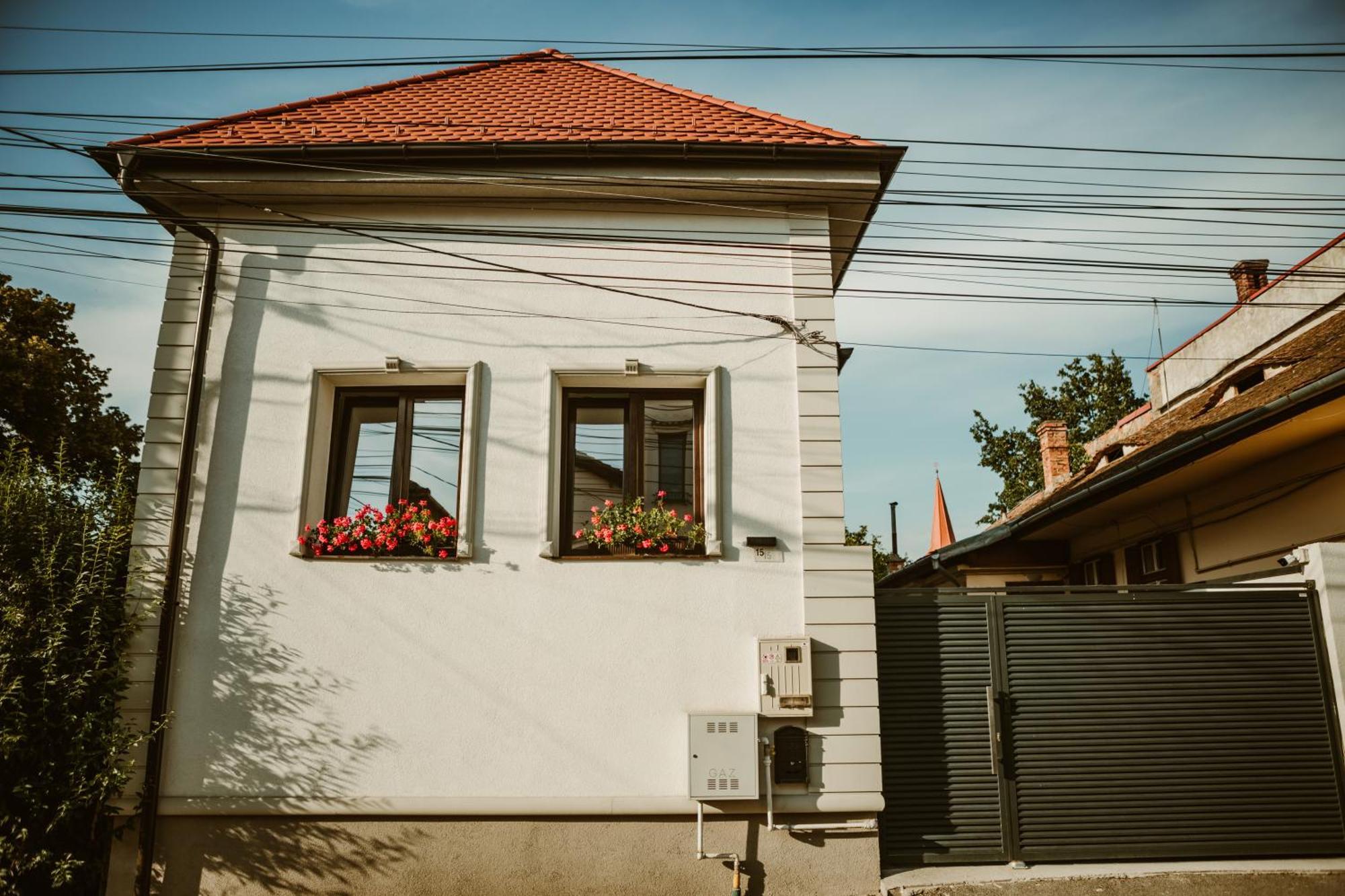 Arini White House Apartment Sibiu Exterior foto