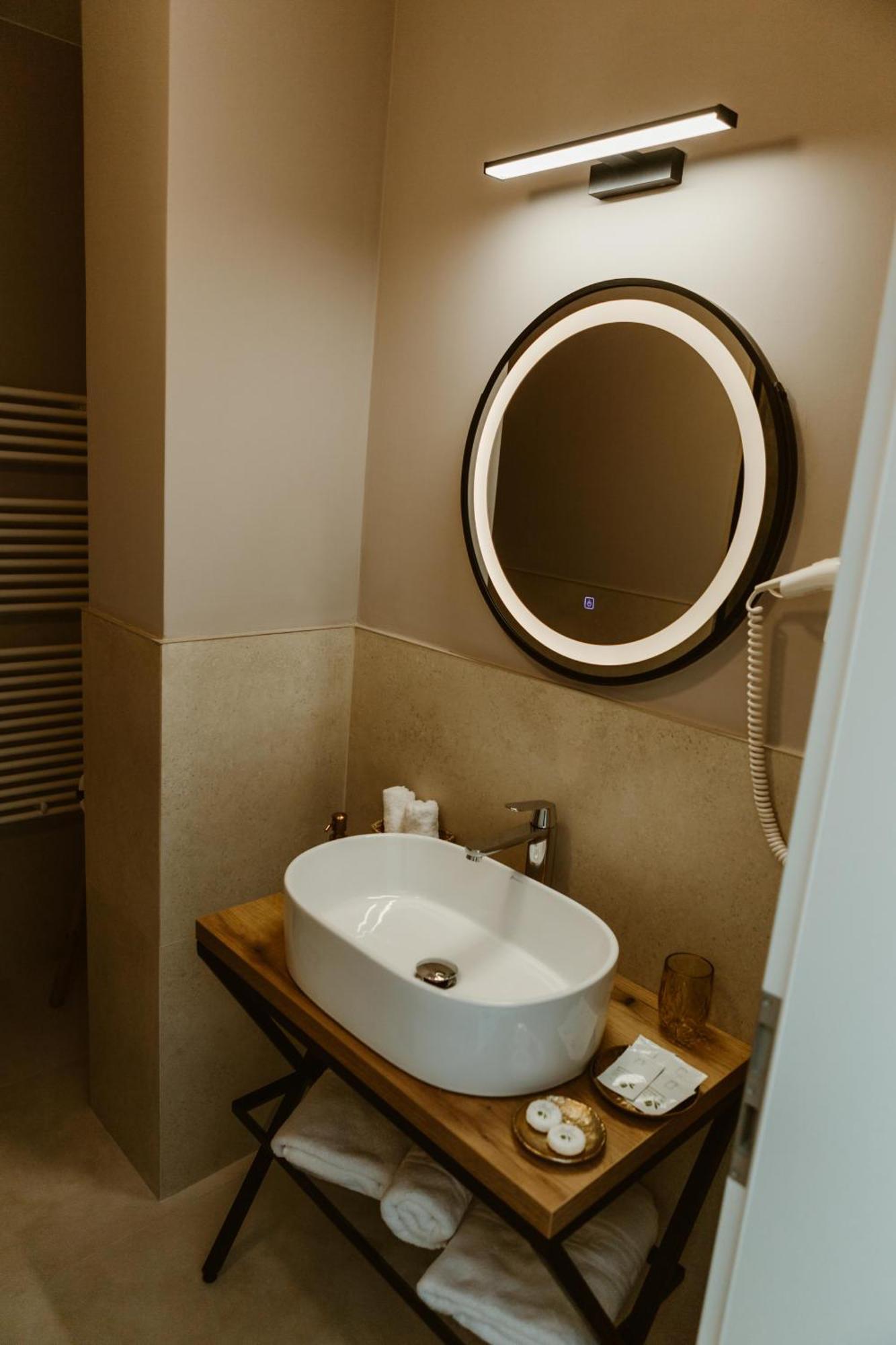 Arini White House Apartment Sibiu Exterior foto