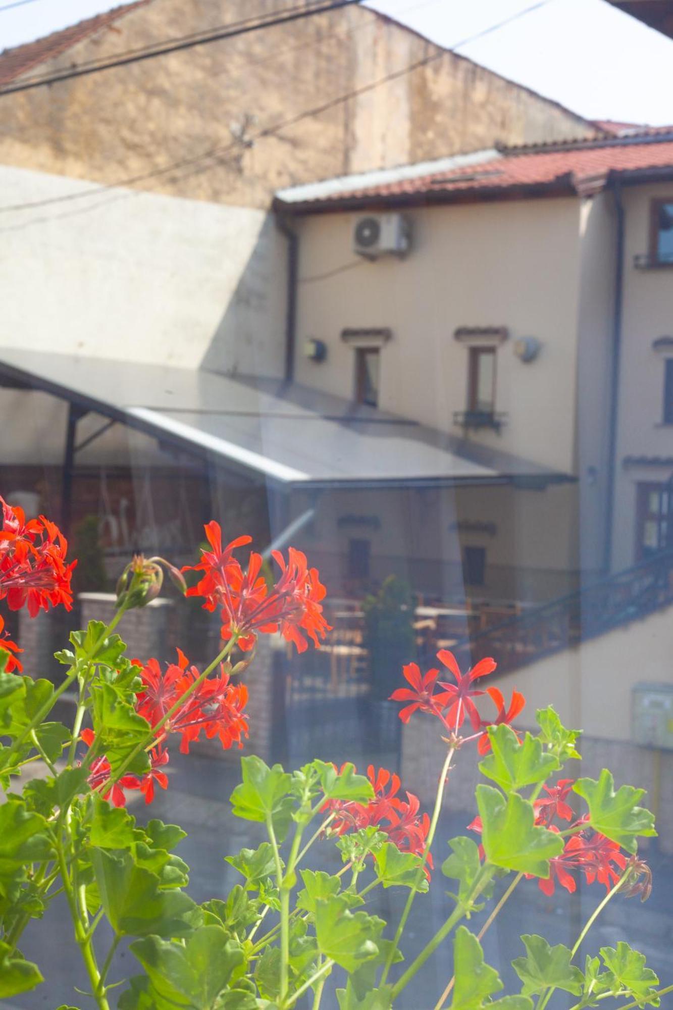 Arini White House Apartment Sibiu Exterior foto